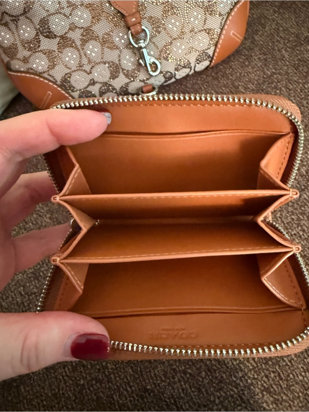 Coach Hamptons Hobo Bag in Crystal Signature Jacquard with matching wallet EUC - Picture 6 of 8